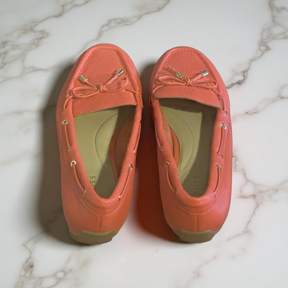 Talbots New Jessie Amazing Coral Leather Driving Flat 9.5M With Gold Tassle tips - Picture 4 of 16
